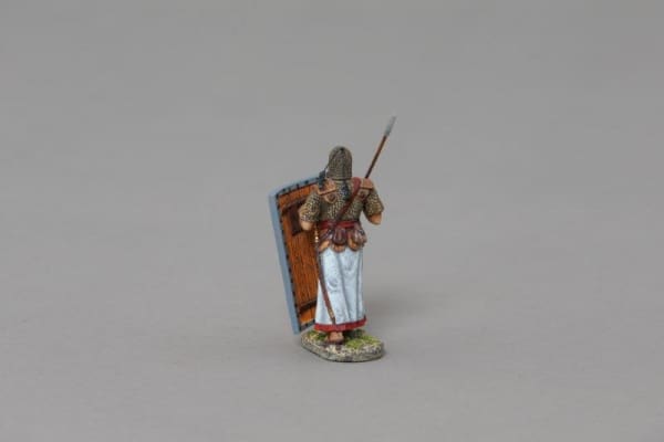 XE009A 2nd Rank Advancing Marine with Red/Yellow Shield
